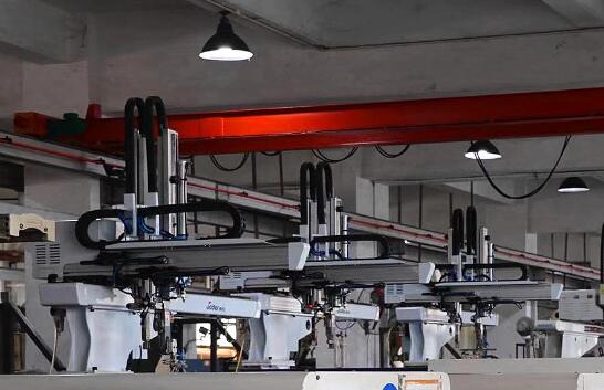 每年多少碳排放？哪四个行业最需要改造？