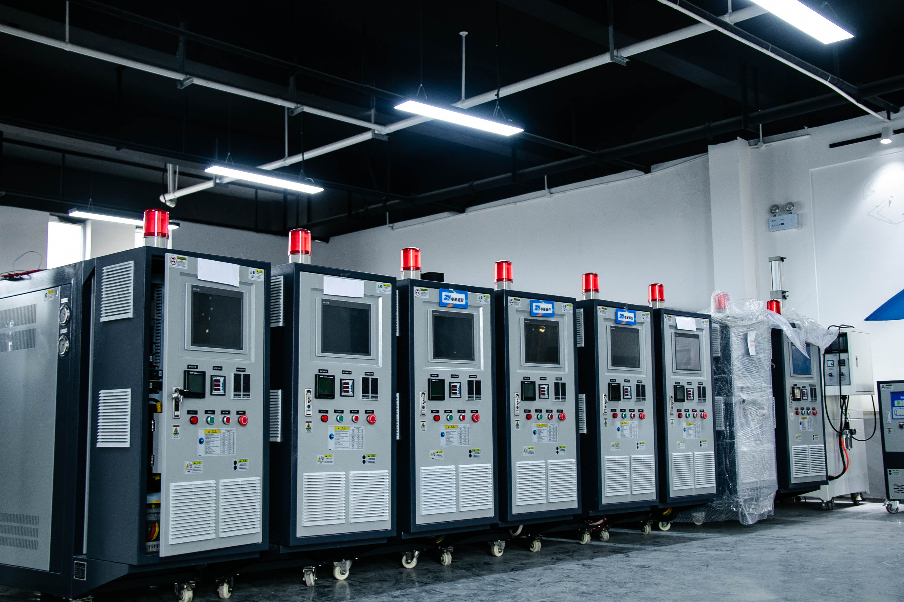 油温机如何安全使用?这些日常注意事项你都清楚吗?(图1) IMG_7618.jpg