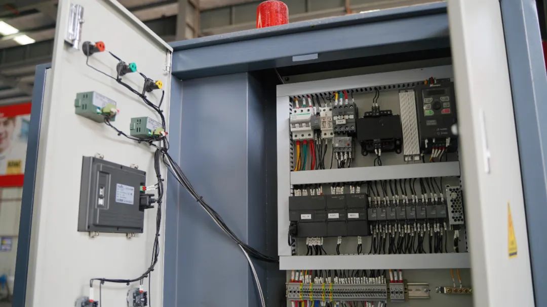 电加热模温机的特点和作用,你知道是什么吗?(图1) 640 (20).jpg