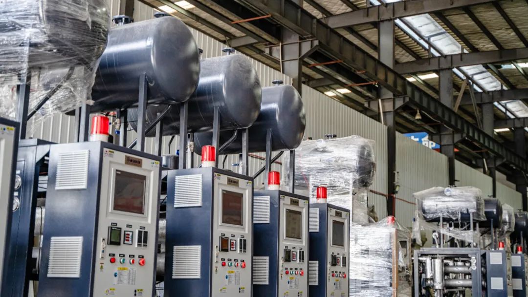 模温机的种类有哪些?温度过低该怎么处理?(图2) 640 (2).jpg