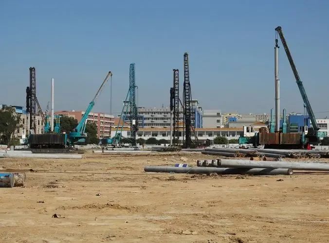 PHC材料成型设备怎么选?液压机、模具和油温机选择应该注意哪些?(图1) 111.jpeg