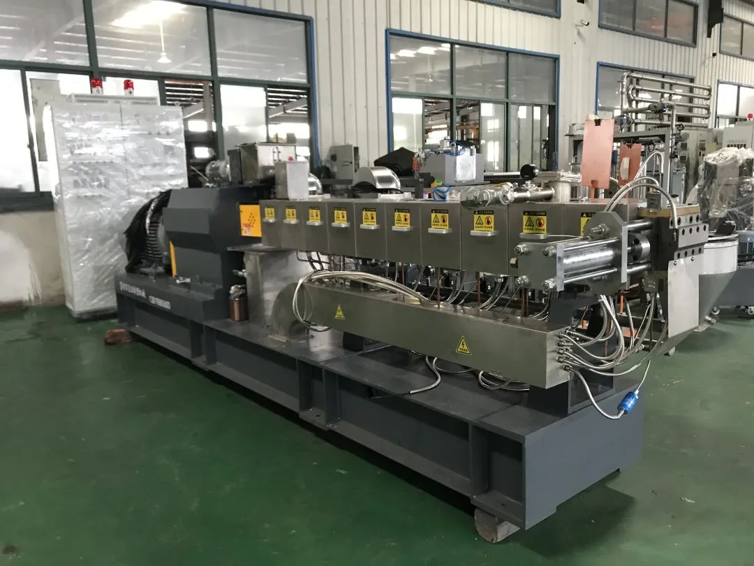 挤出机控温怎么控制成型速度?模温机体积小,能耐却不小!(图1) 640 (1).jpg