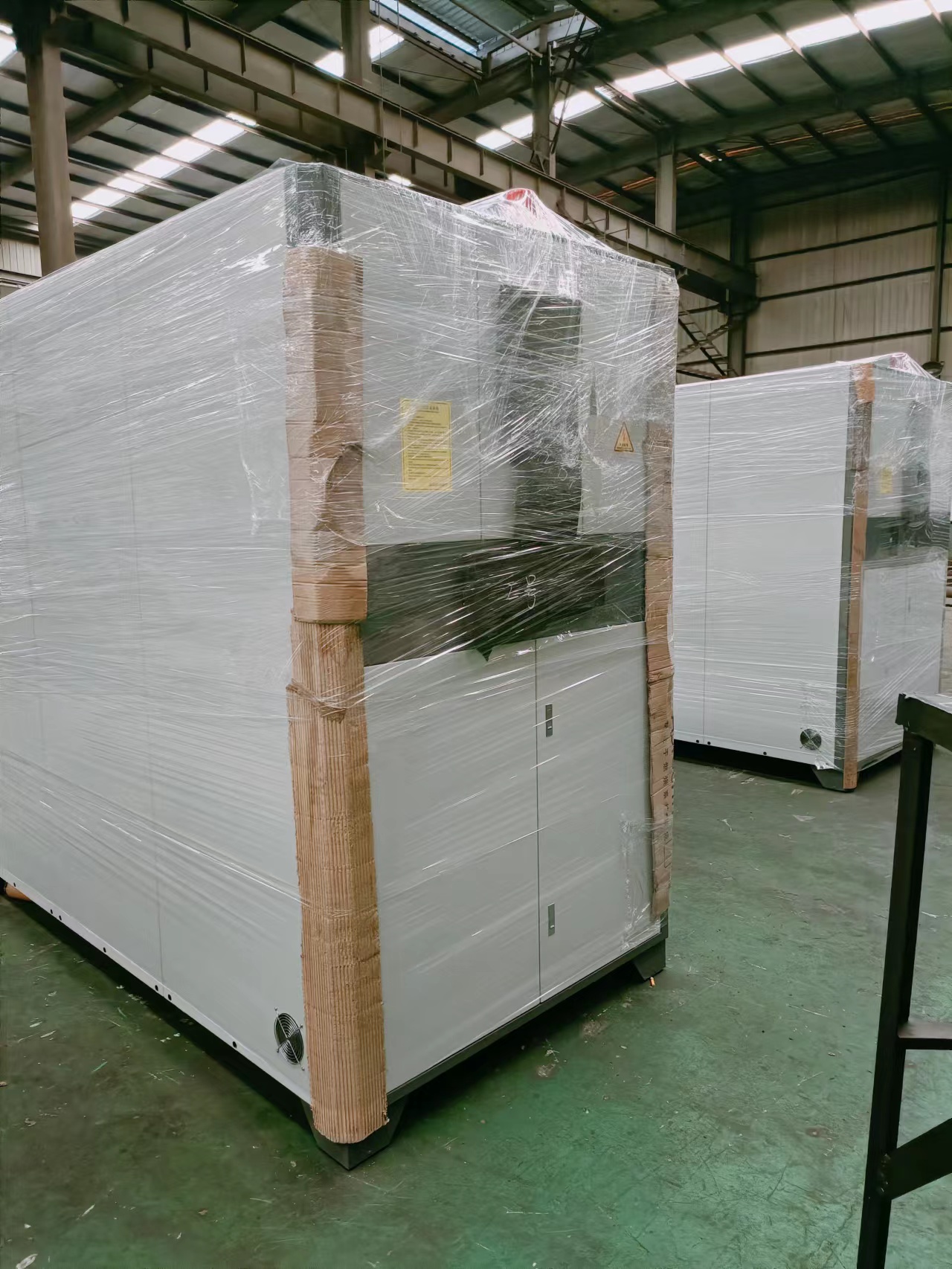 贴面热压机燃气模温机,提高贴面板的质量和生产效率(图2) 微信图片_20230713144141.jpg